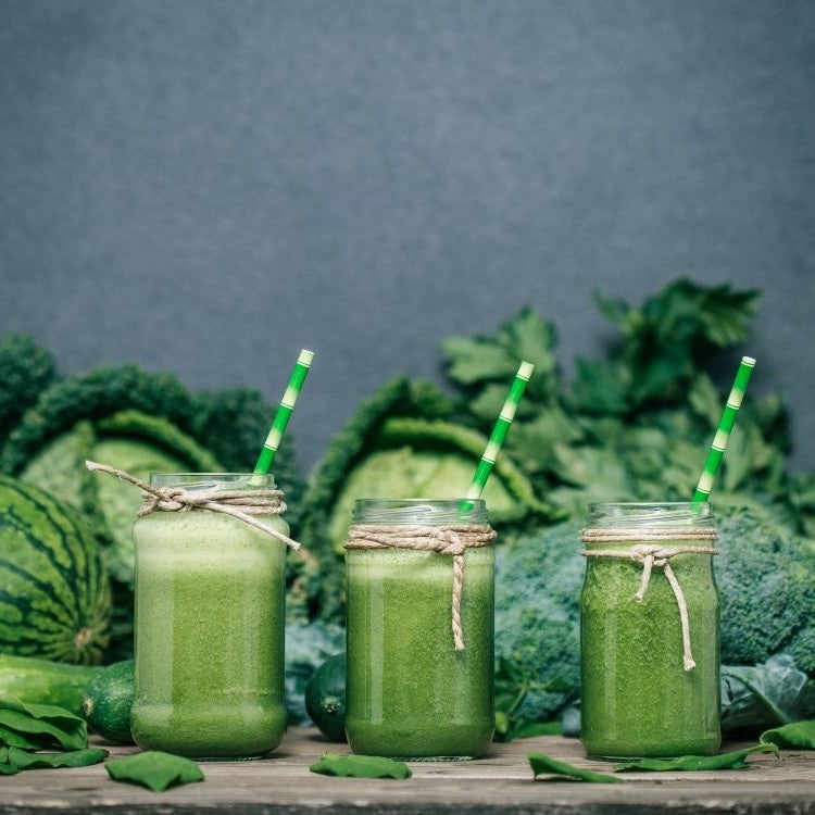 green smoothie in glass