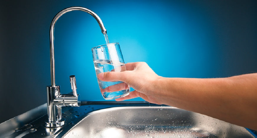 what constitutes healthy water