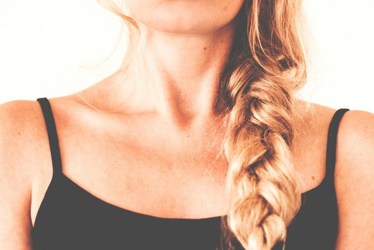 womans neck