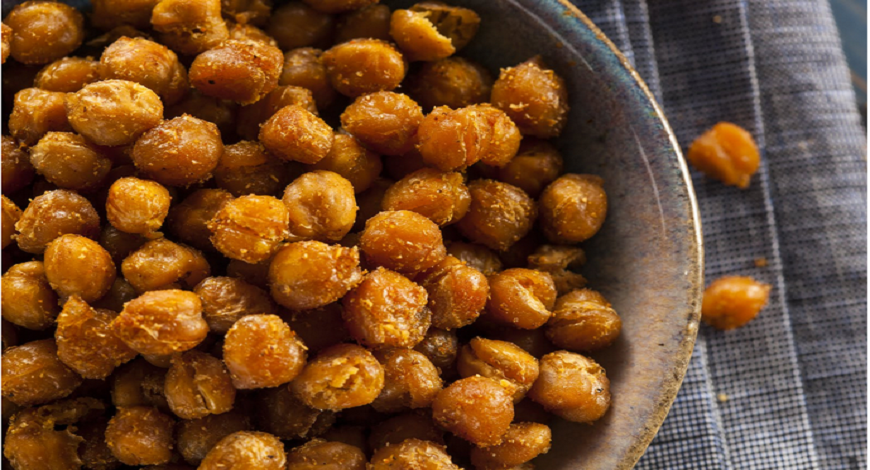 bowl of roasted chickpeas